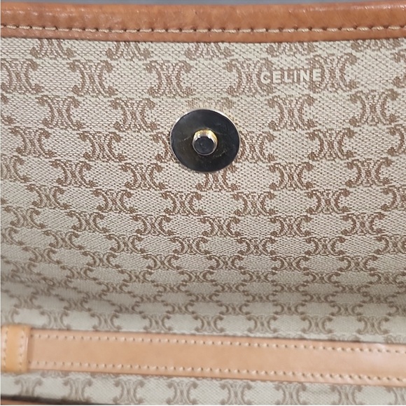 Celine Vintage Crossbody w/ preloved matching wallet. Tan/Cream w/gold accents - Picture 8 of 16